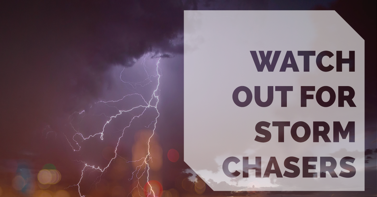 BLOGS-storm-chasers-01